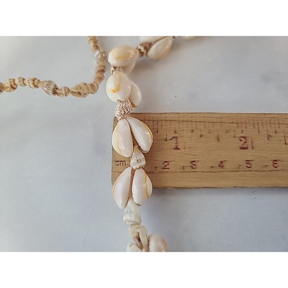 Vintage Shell Beaded Necklace - Picture 9 of 10